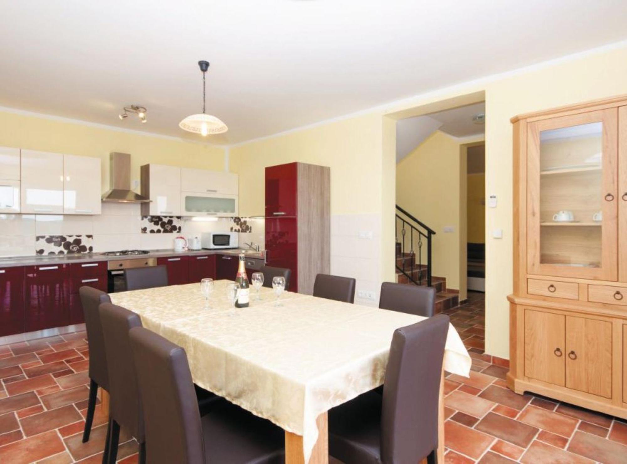 Holiday Home Boni ราบ ภายนอก รูปภาพ