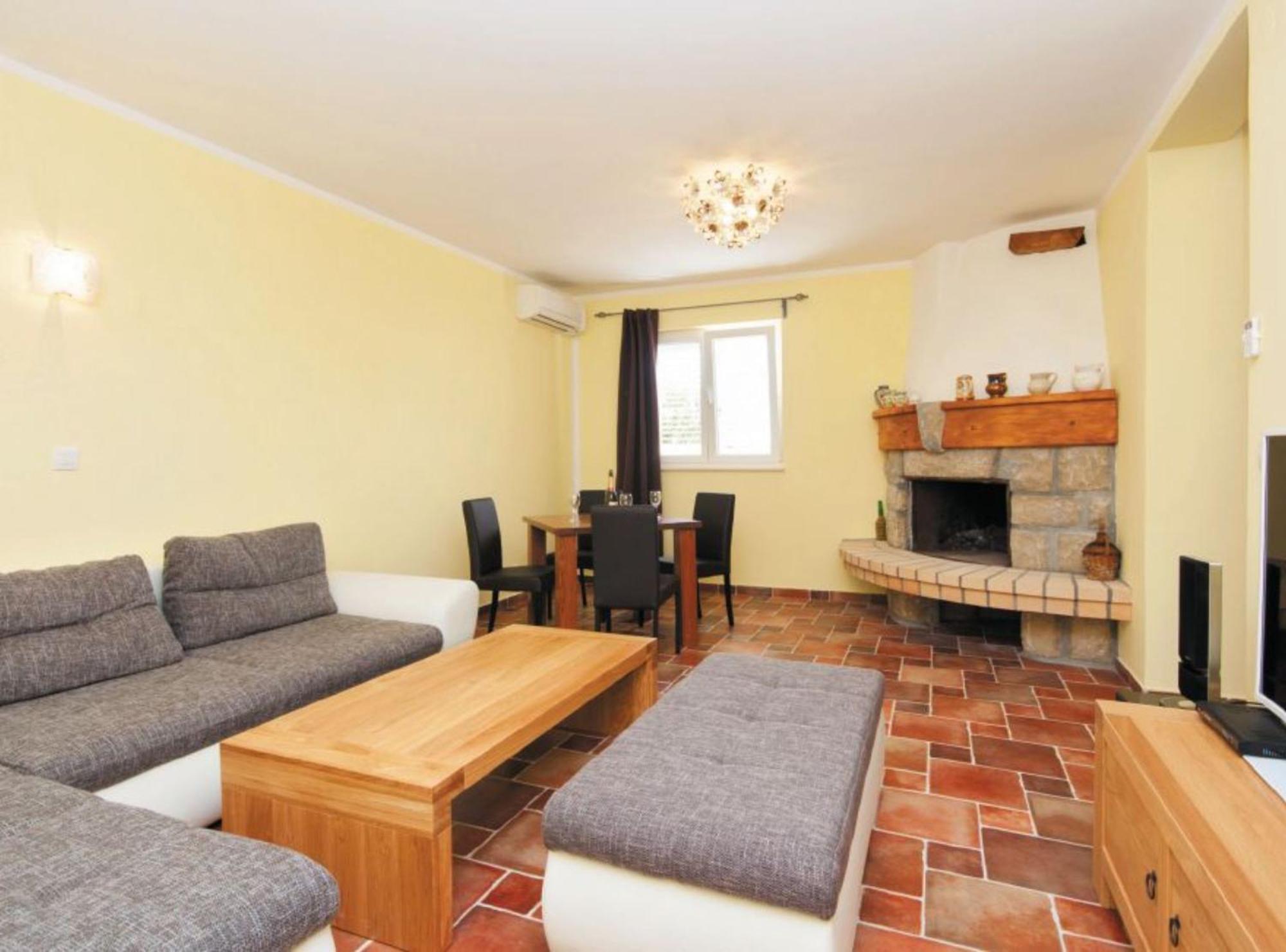 Holiday Home Boni ราบ ภายนอก รูปภาพ